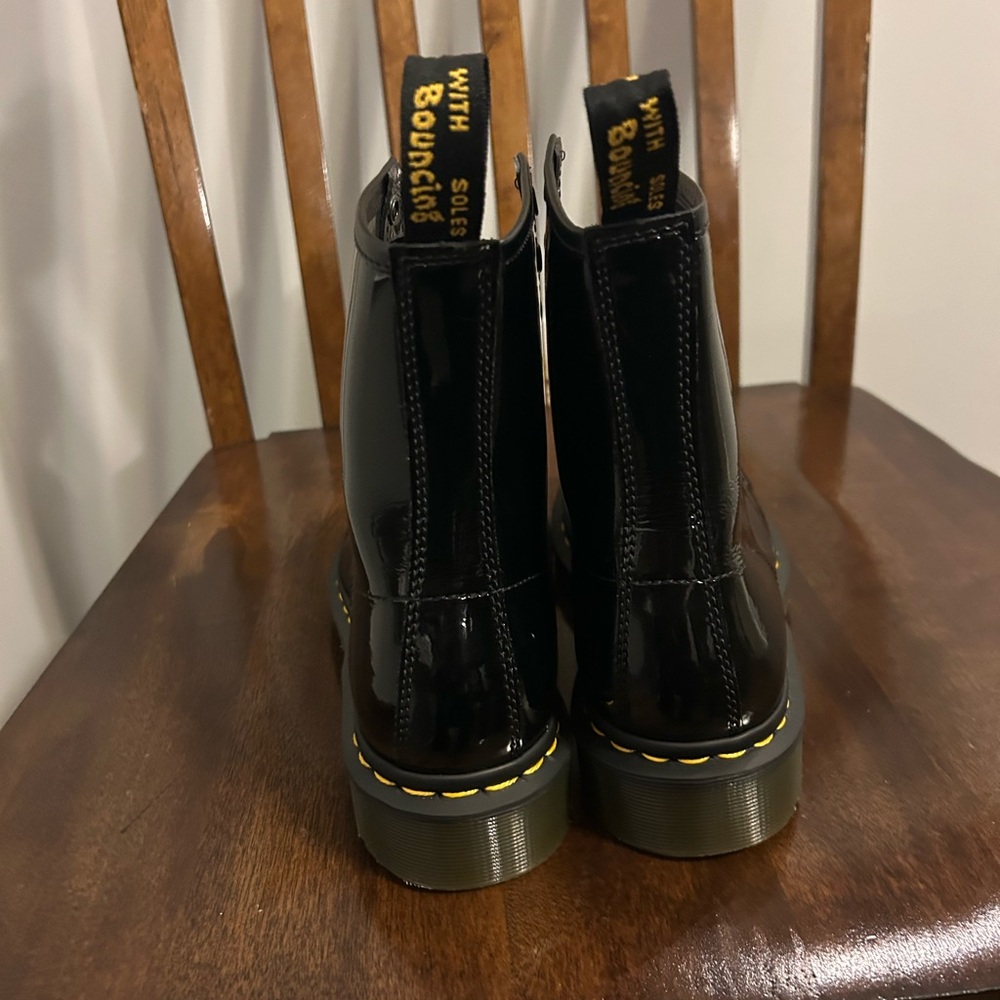 DR. MARTENS 11821 Women's Boot Patent‎ Leather Combat Boots Black size 5 - Picture 2 of 7
